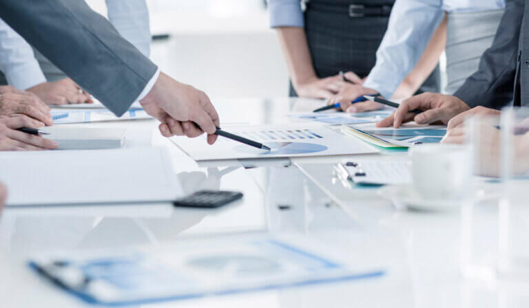 SAT 2024 fiscalización sectores estratégicos